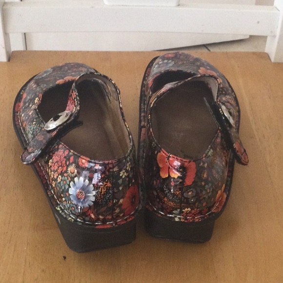 Alegria Shoes - Picture 3 of 9